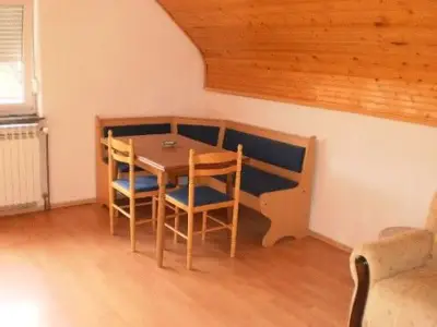 Ferienwohnung für 6 Personen (65 m²) in Smoljanac 9/10