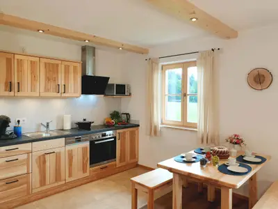 Ansicht Küche und Essplatz