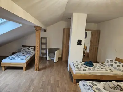 Großes Schlafzimmer