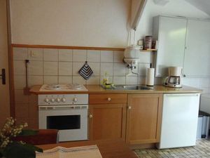 23956508-Ferienwohnung-4-Soderstorf-300x225-3