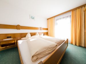 2609043-Ferienwohnung-4-Sölden (Tirol)-300x225-5