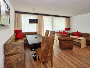 21643437-Ferienwohnung-7-Sölden (Tirol)-300x225-1