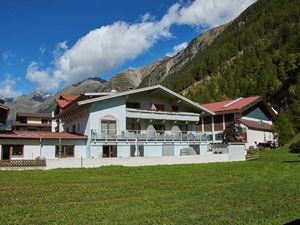 22064621-Ferienwohnung-5-Sölden (Tirol)-300x225-4