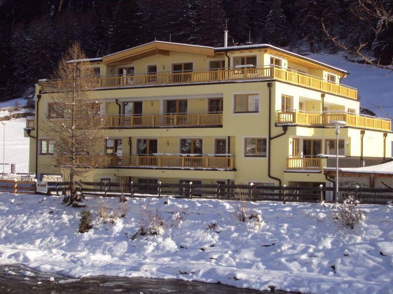 17967693-Ferienwohnung-4-Sölden (Tirol)-800x600-2