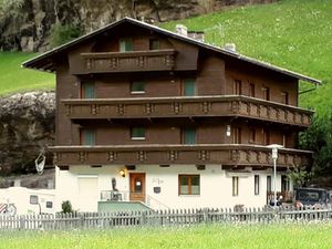 18683221-Ferienwohnung-4-Sölden (Tirol)-300x225-3