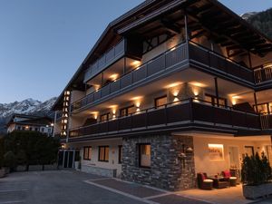 22498349-Ferienwohnung-4-Sölden (Tirol)-300x225-0