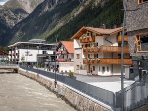 15006247-Ferienwohnung-8-Sölden (Tirol)-300x225-2