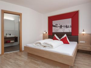 23697747-Ferienwohnung-3-Sölden (Tirol)-300x225-3