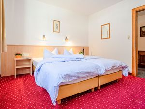 24016616-Ferienwohnung-7-Sölden (Tirol)-300x225-3