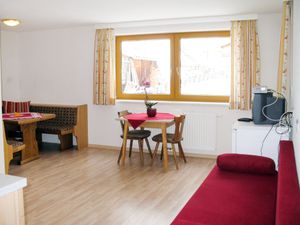 23851725-Ferienwohnung-7-Sölden (Tirol)-300x225-1