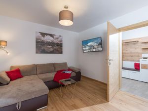 22068777-Ferienwohnung-6-Söll-300x225-3