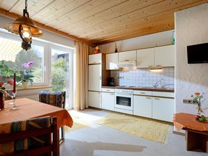 22950589-Ferienwohnung-5-Söll-300x225-2