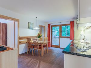 23895942-Ferienwohnung-5-Söll-300x225-3