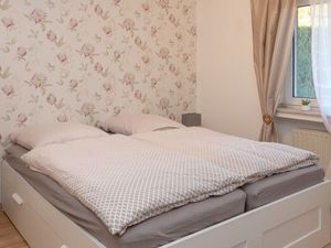 23965924-Ferienwohnung-4-Soest-300x225-3