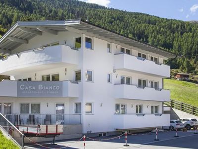 Casa Bianco Sommer Ansicht