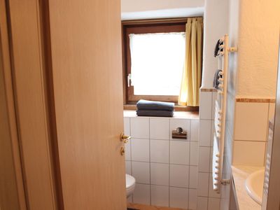 1. Badezimmer (Dusche/WC)