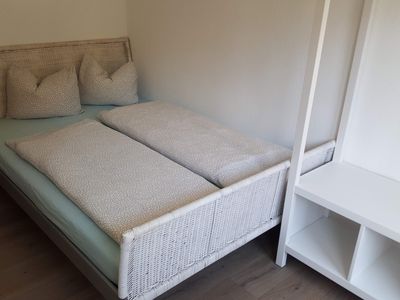 Schlafzimmer (Doppelbett 1,40m)