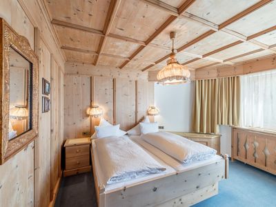 Schlafzimmer im Tiroler Stil