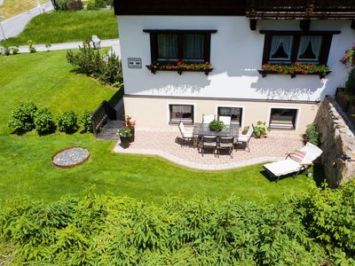 Terrasse mit Garten