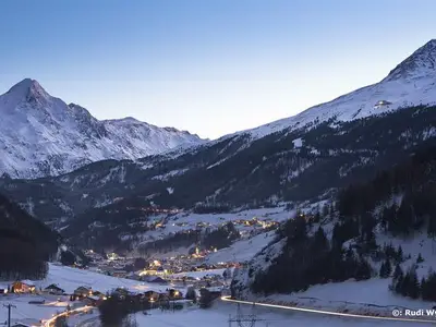 Ortsaufnahme Sölden Winter