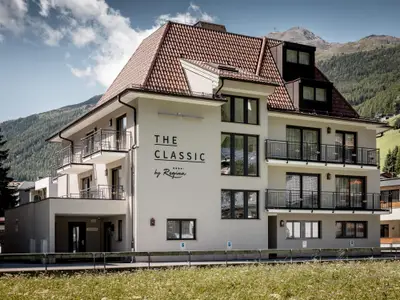 TheClassic_byRegina_Aussenaufnahme_Sommer_byRudiWy