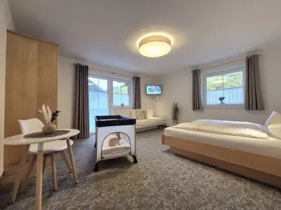 Zimmer App. 2 Schlafzimmer