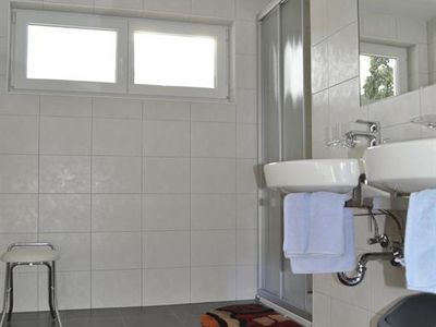 Badezimmer II 2-4 Pers. Appartement