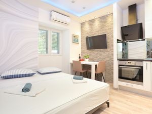 Ferienwohnung für 2 Personen (19 m²) in Solin