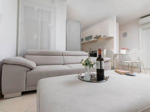 23917141-Ferienwohnung-4-Soline-300x225-3