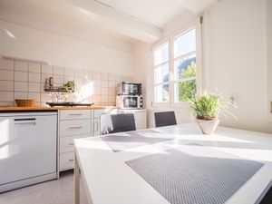 23892858-Ferienwohnung-4-Solingen-300x225-5