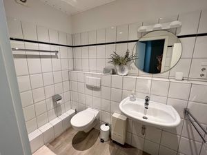 24047308-Ferienwohnung-2-Solingen-300x225-5