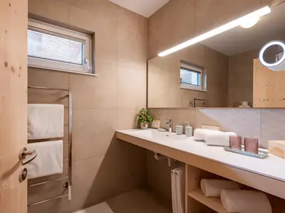 Appartement_Naturbunt_Ried_29e_Soell_Badezimmer