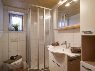 Alm_Appartement_Bromberg_33_Soell_Badezimmer