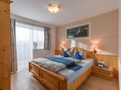 Doppelzimmer  im Appartement Pölven