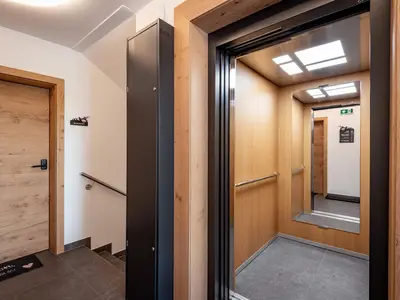Apartment_Rainer_Dorf_124_Soell_Lift