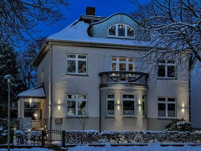 Villa Zwoelf im Winter
