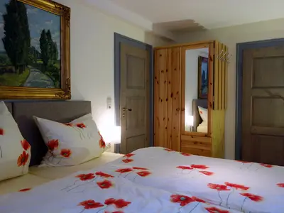 Ferienwohnung 1 - Schlafzimmer/Schrank