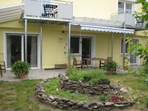 22199485-Ferienwohnung-5-Sommerhausen-300x225-4