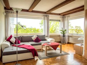 23303679-Ferienwohnung-2-Sommerhausen-300x225-4