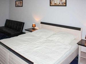 24024645-Ferienwohnung-8-Sommersdorf-300x225-5