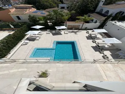 PoolOfHouse