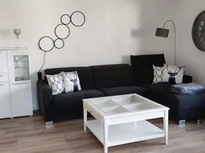 Wohnzimmer mit Esszimmer
