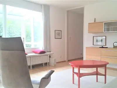 Wohnzimmer mit Panoramafenster