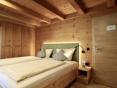 Zimmer 10_12 Hotel Kaisers 1