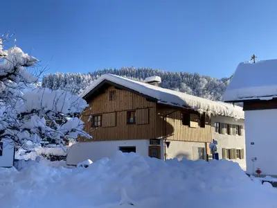 Ansicht von der "Gasse" im Winter