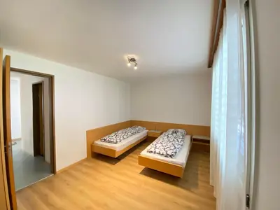 Schlafzimmer mit Einzelbetten