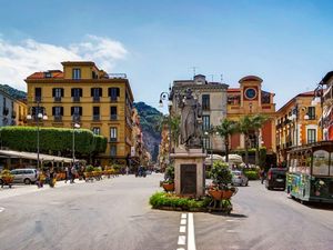 23858936-Ferienwohnung-4-Sorrento-300x225-2