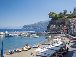 23858936-Ferienwohnung-4-Sorrento-300x225-5