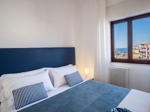 21593815-Ferienwohnung-8-Sorrento-300x225-0