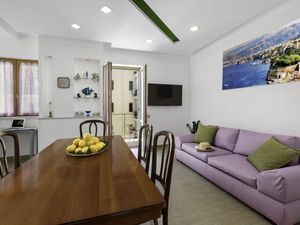 23458336-Ferienwohnung-6-Sorrento-300x225-2